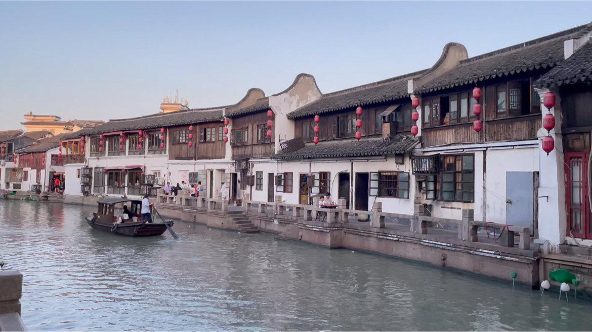 郑州市经开区自动驾驶环卫项目启动仪式圆满举办